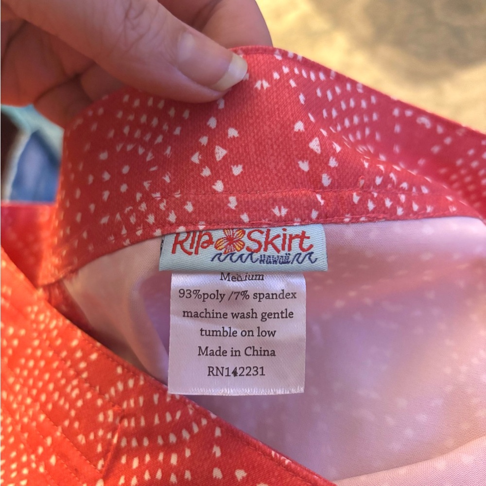 RipSkirt Hawaii Length 2 Wrap Skirt Coral Wanderlust Geometric Medium EUC - Picture 2 of 8